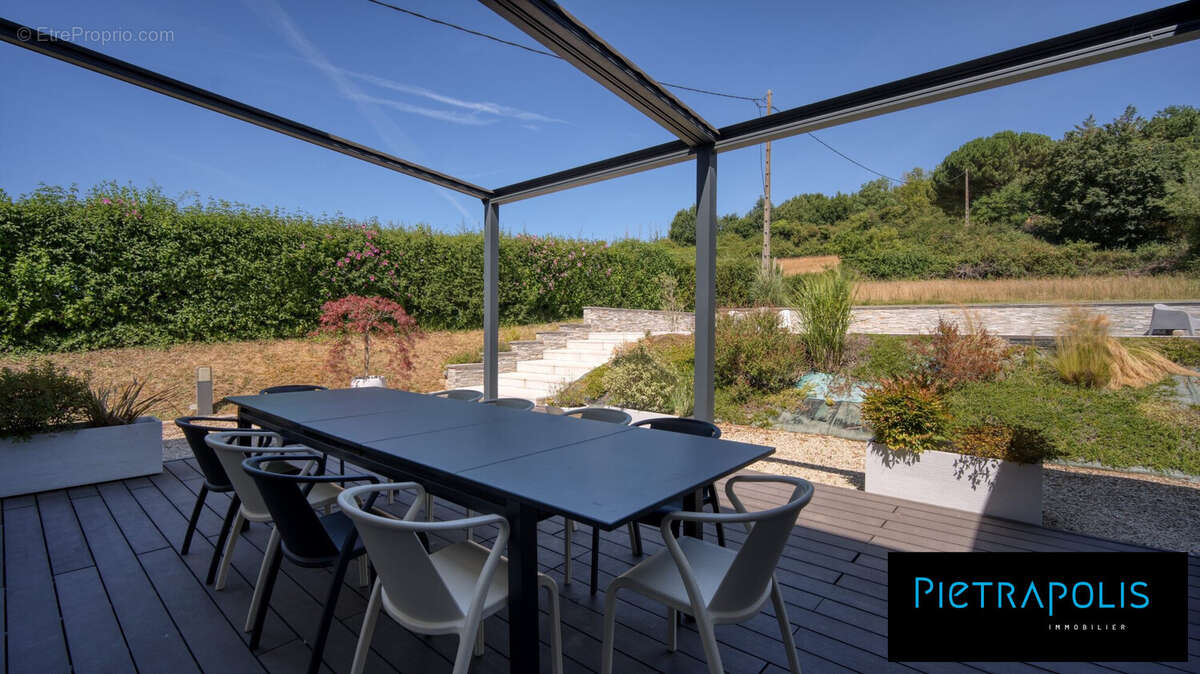 Maison 155 m² à Saint-Just-Chaleyssin  - photo 6