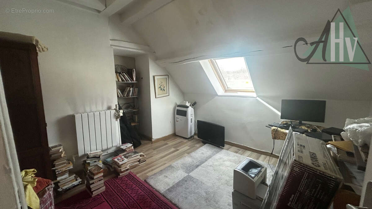 Maison à CUCHARMOY