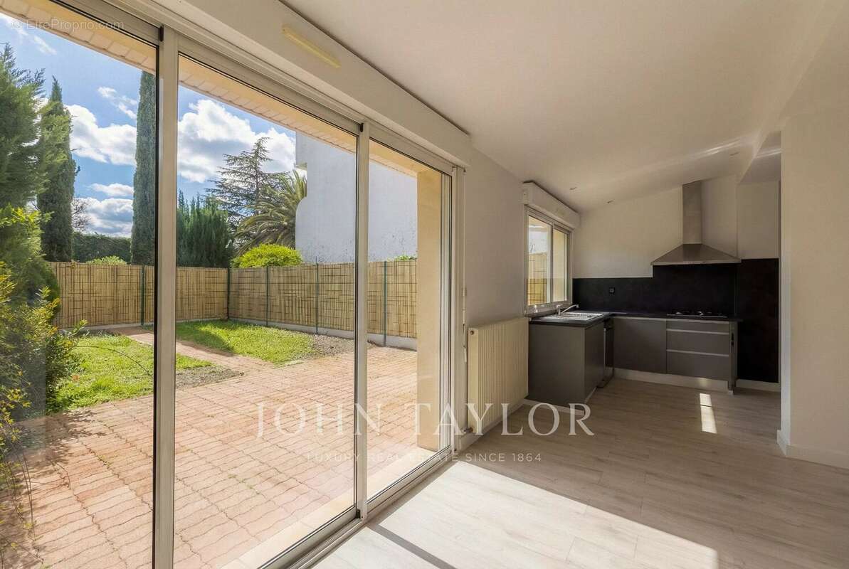 Maison à LE BOUSCAT