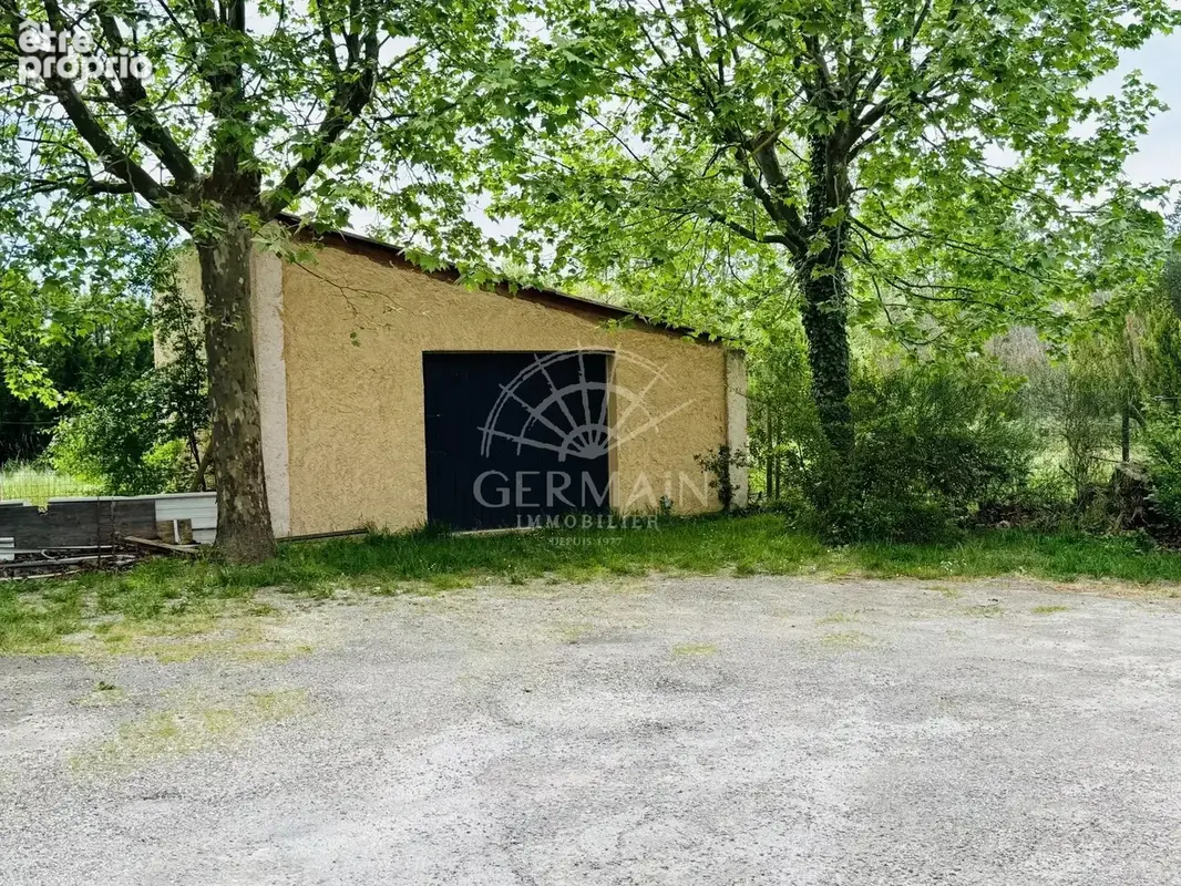 L'Isle-sur-la-Sorgue, à vendre, charmante maison de 105 m² avec piscine et deux garages sur un terrain clos de 1000 m². - photo 17