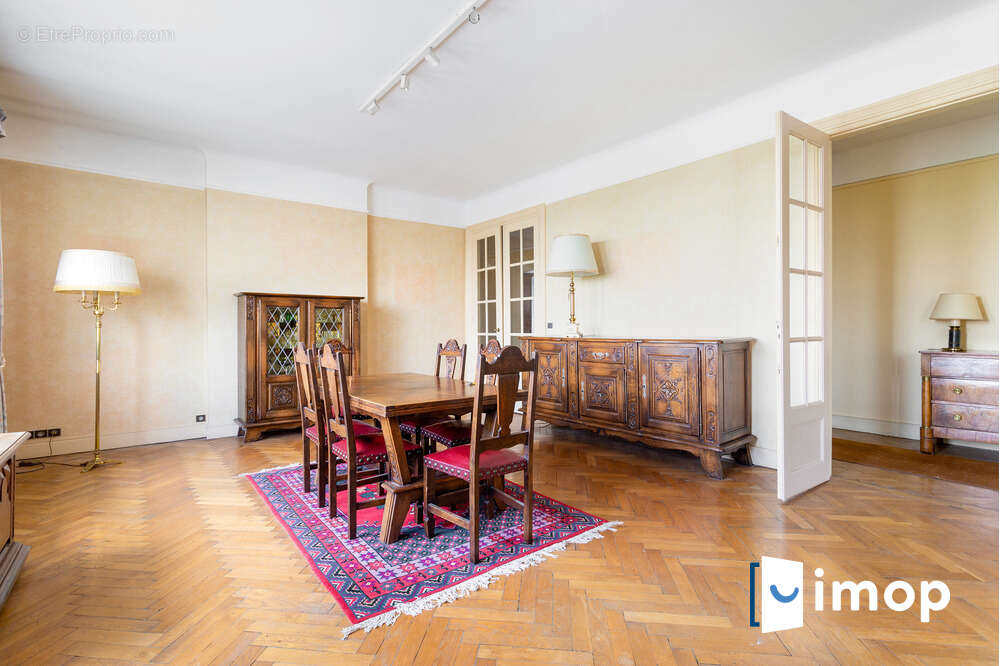 Appartement à MARCQ-EN-BAROEUL