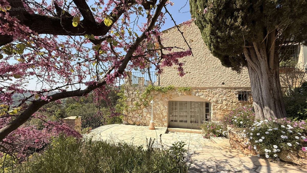 Villa 5 pièces Super Gattières - Vue Mer - photo 5