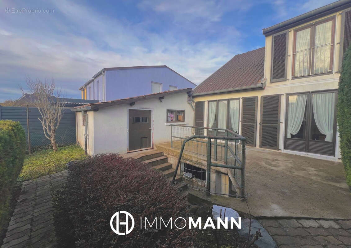 Maison à GRIESHEIM-SUR-SOUFFEL