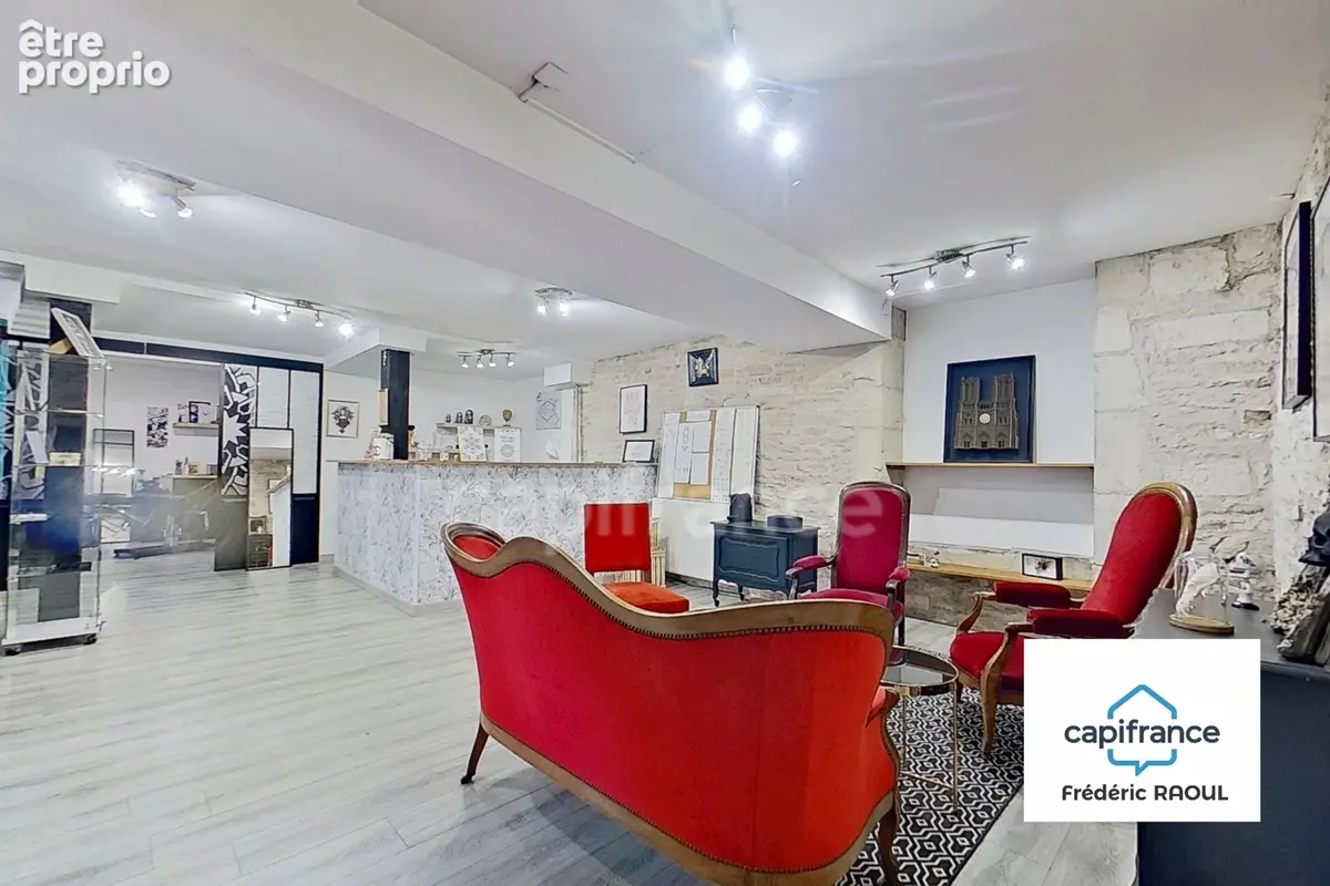 Emplacement centre-ville – local commercial 79 m² - photo 3