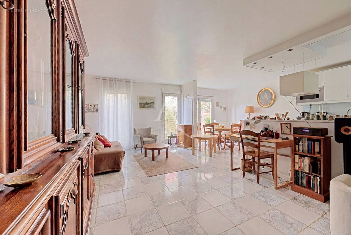 Appartement à NOGENT-SUR-MARNE
