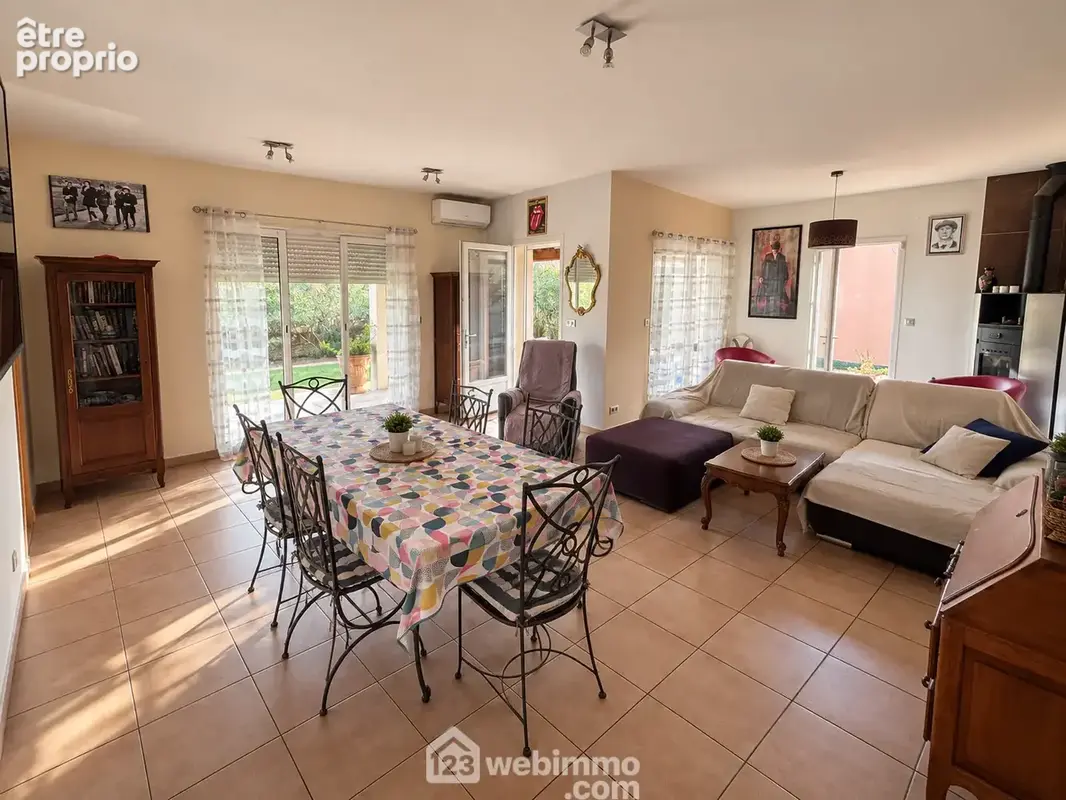 Salon, salle à manger 37 m²
