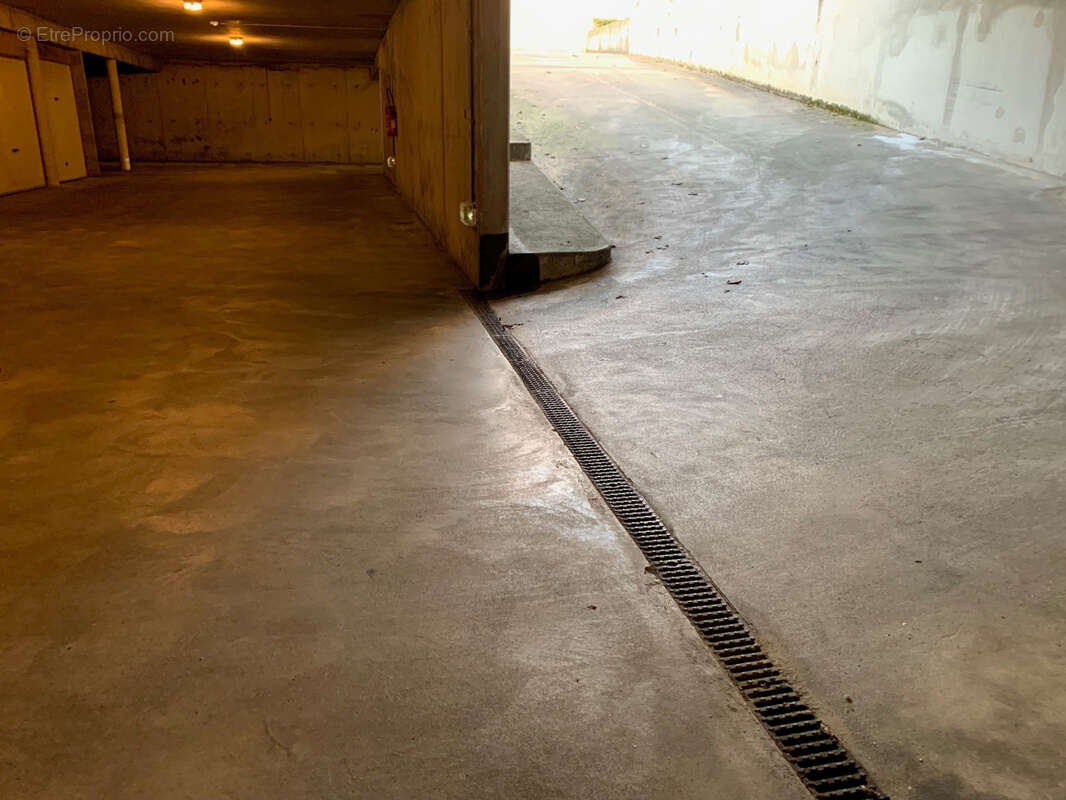 Reims residence 68 bd pommery - box garage 13m2 libre - photo 7