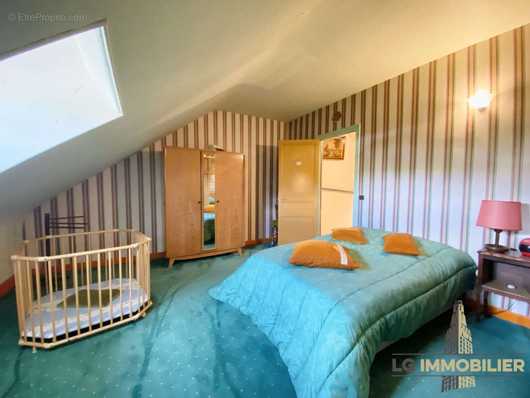 Maison 171 m² à Roye  - photo 7