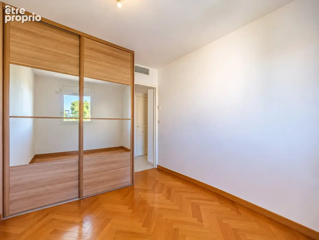 Sainte anne: dernier etage, t4 116m2 avec terrasse plein ciel de 102m2 avec vue mer et garages (prix en sus) - photo 14