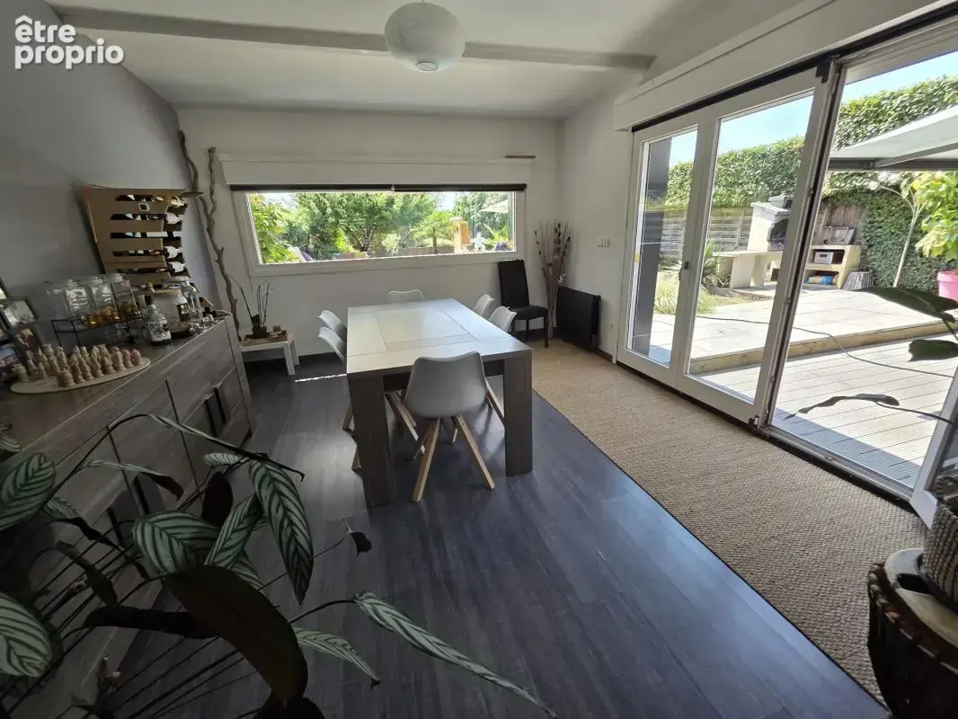 Superbe maison renovee offrant 132m² sur 495m² ac piscine !! - photo 21