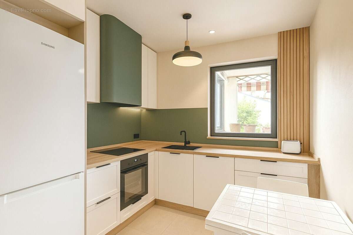 Appartement à PARIS-20E