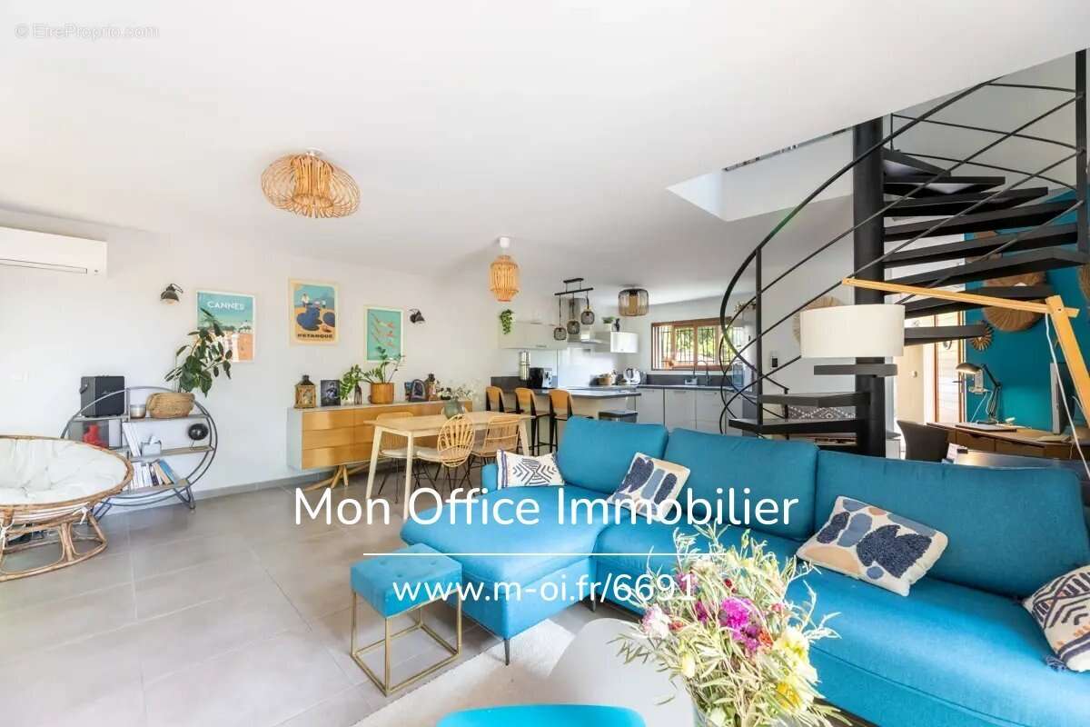 Référence : 7075-ABO - Saint-Cannat – Maison récente de 5 pièces avec jardin, piscine, garage + 3 places de stationnement privat - photo 4