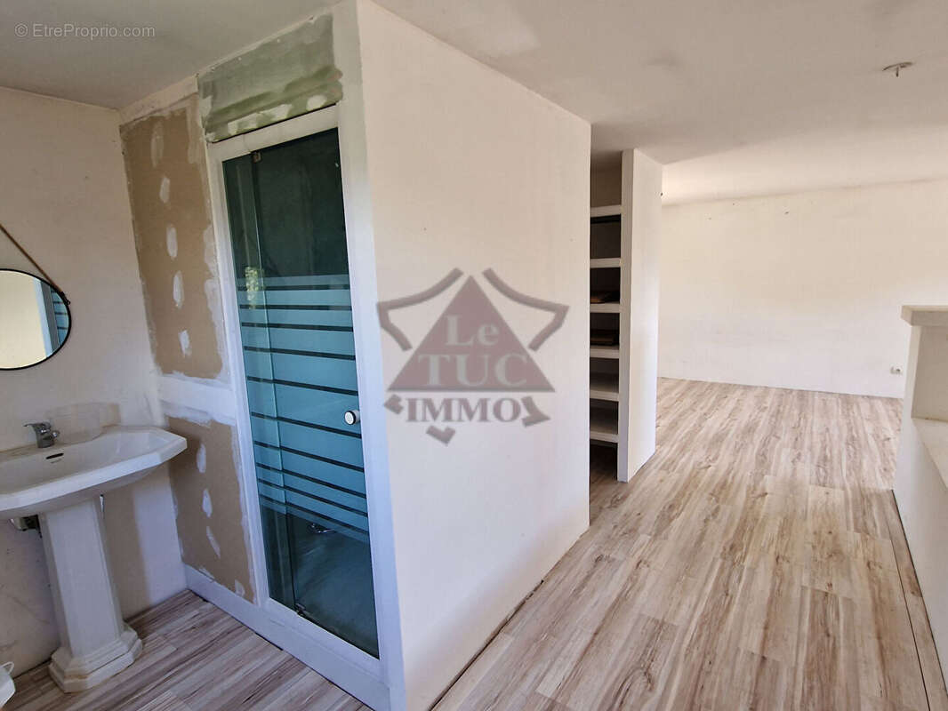 Maison atypique - photo 11