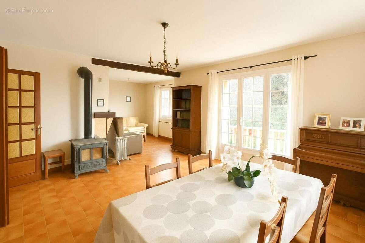 Photo 4 - Maison à CRUIS