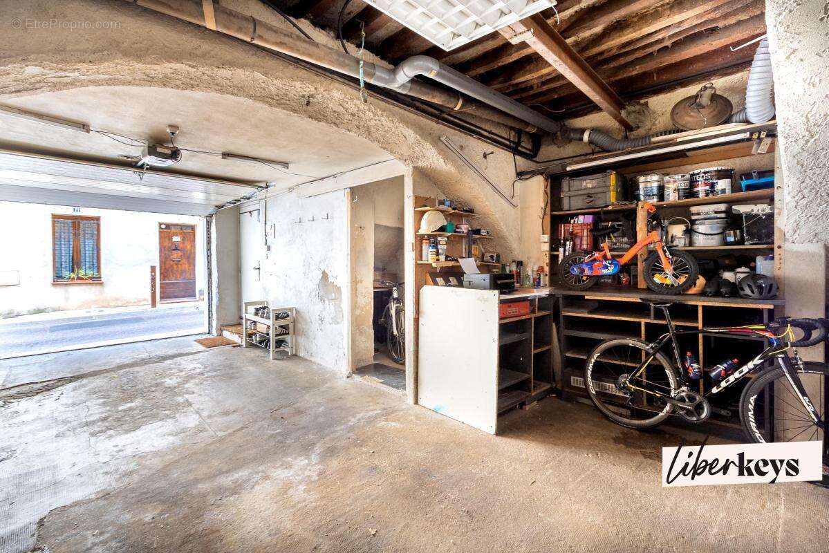 Maison à LA VALETTE-DU-VAR