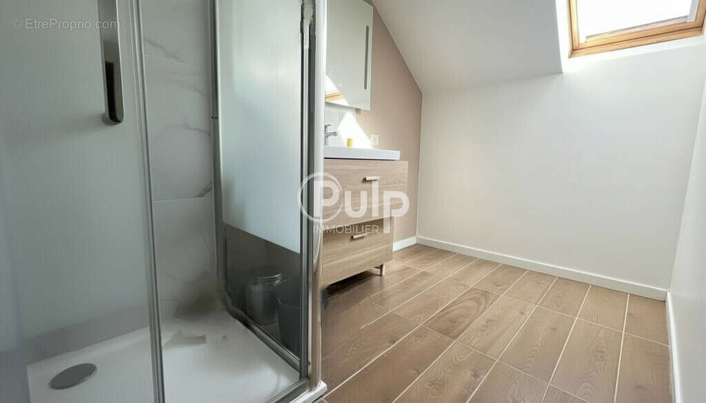 Maison à COURRIERES