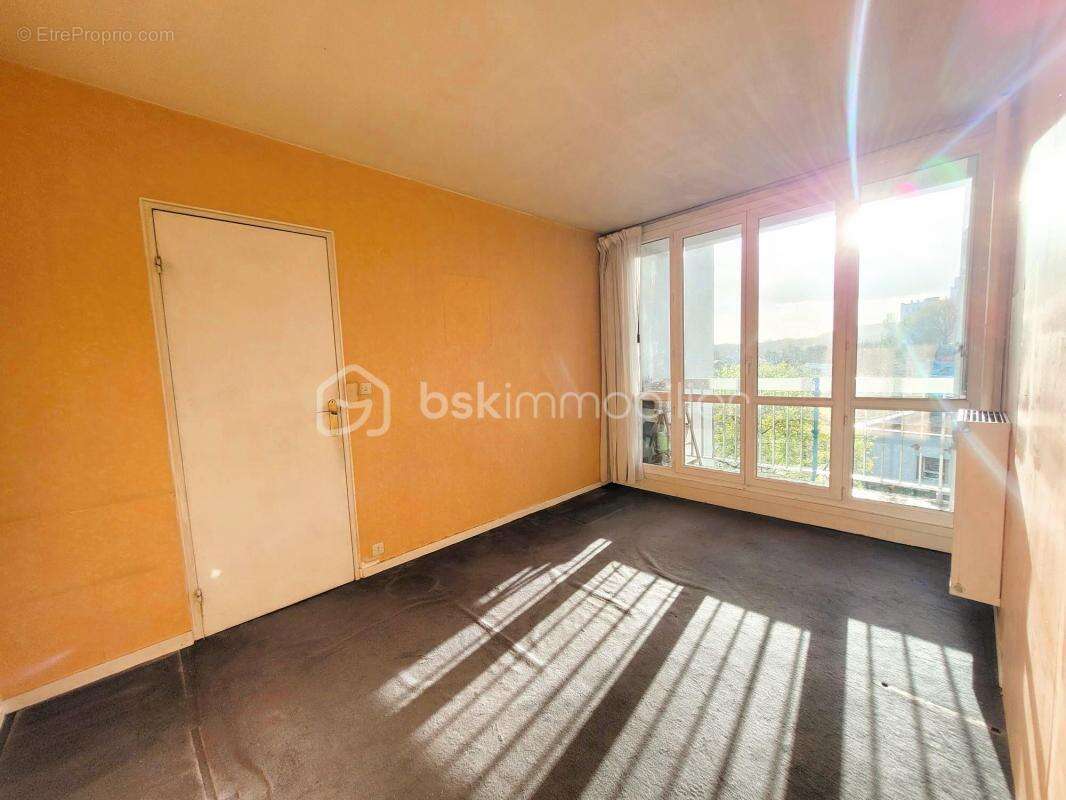 Appartement à CHELLES