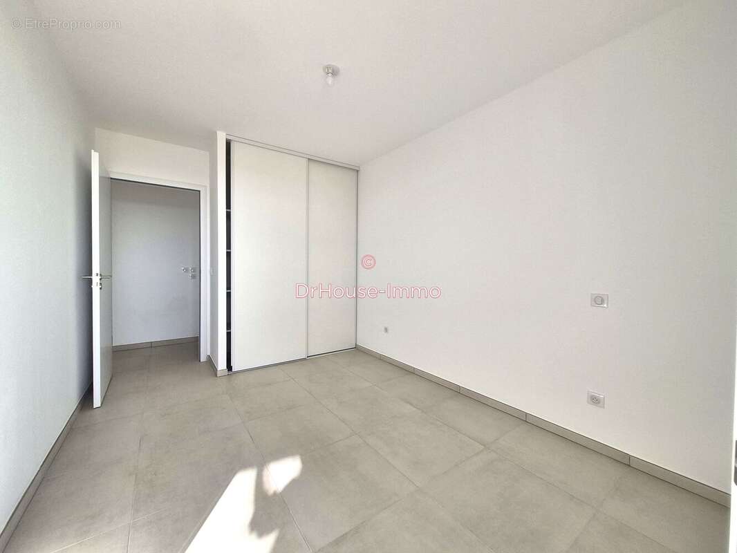 Appartement à LATTES