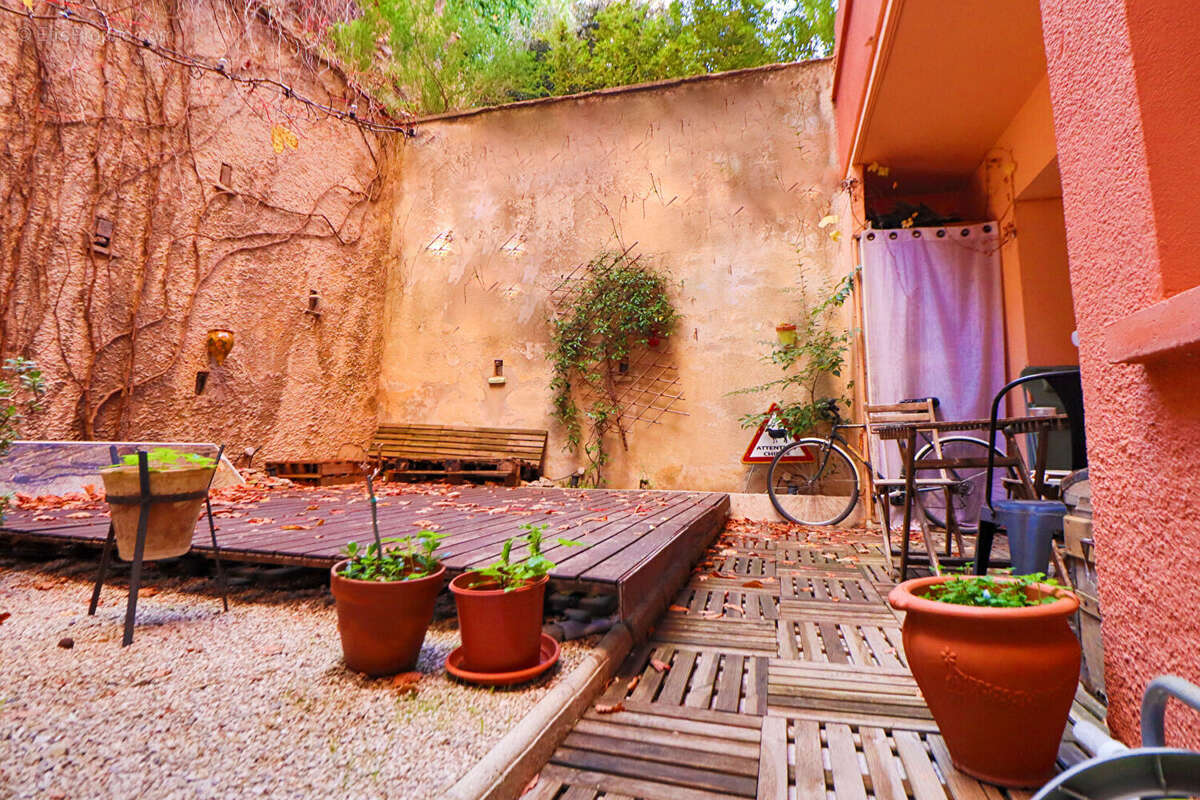 Appartement à MARSEILLE-7E