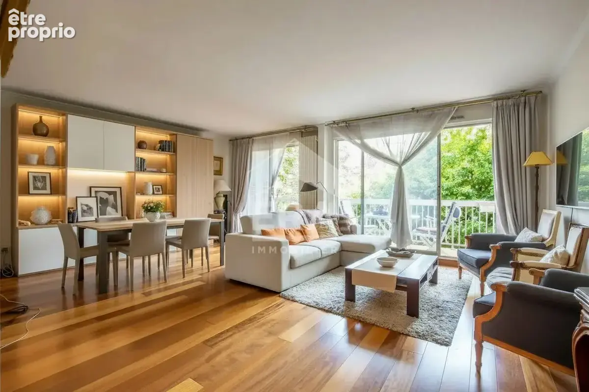 Appartement à PARIS-12E