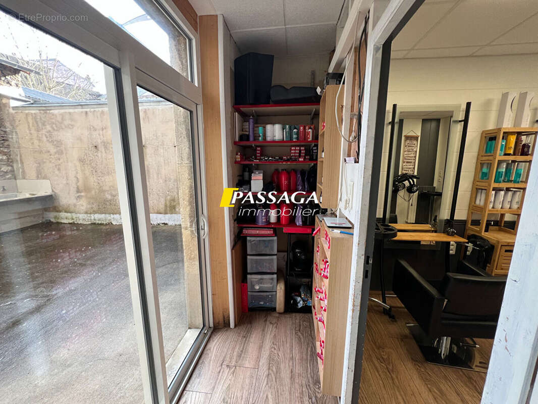 Commerce à SEVERAC-LE-CHATEAU