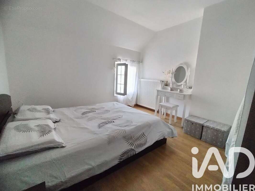 Photo 6 - Maison à PONTAULT-COMBAULT