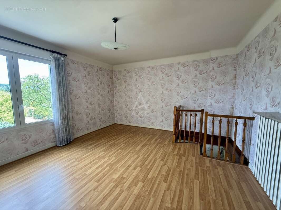 Exclusivité // moulins-lès-metz // maison // 150 m2 // 3 chambres // bureau // garage // terrain 11 ares //  fort potentiel d'am - photo 12