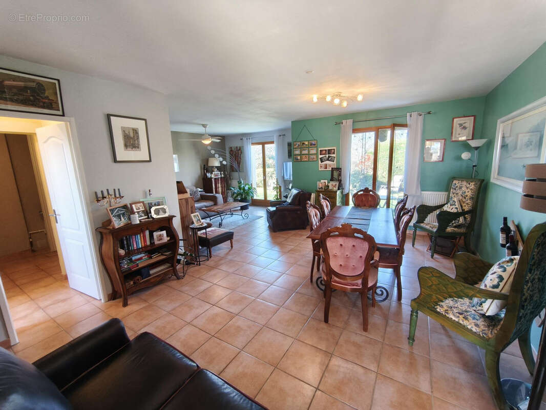 Maison à FONTENILLES