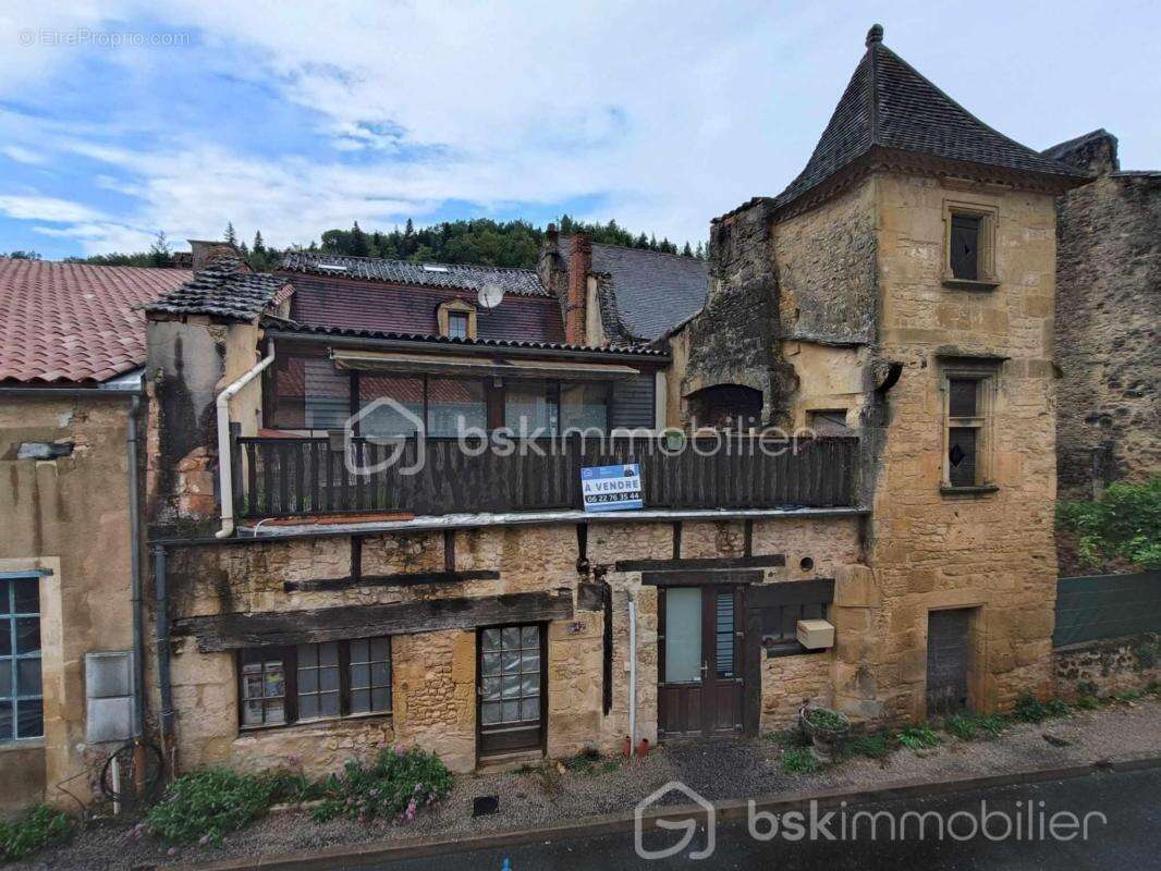 Maison à LE BUISSON-DE-CADOUIN