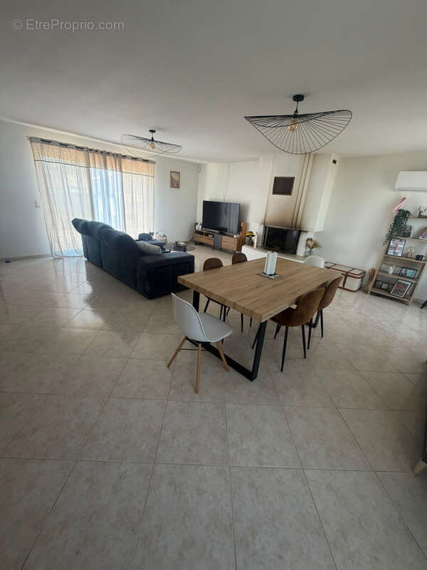 Saint-Sauveur – Élégante maison familiale de 151 m² sur un terrain de 1 600 m² - photo 9