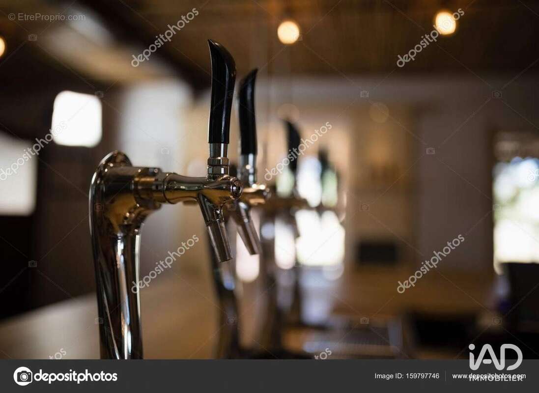 Photo 2 - Commerce à CHATEAURENARD