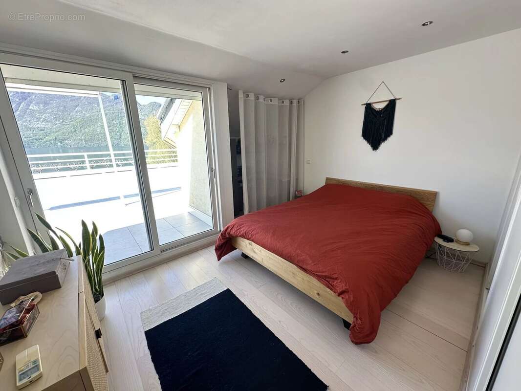 Appartement à AIX-LES-BAINS