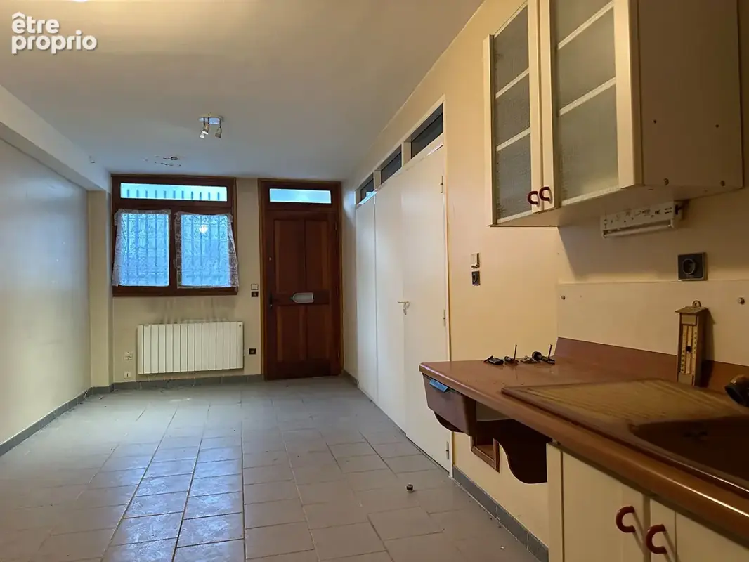Maison 150m2 + entrepôt centre Romans - photo 4