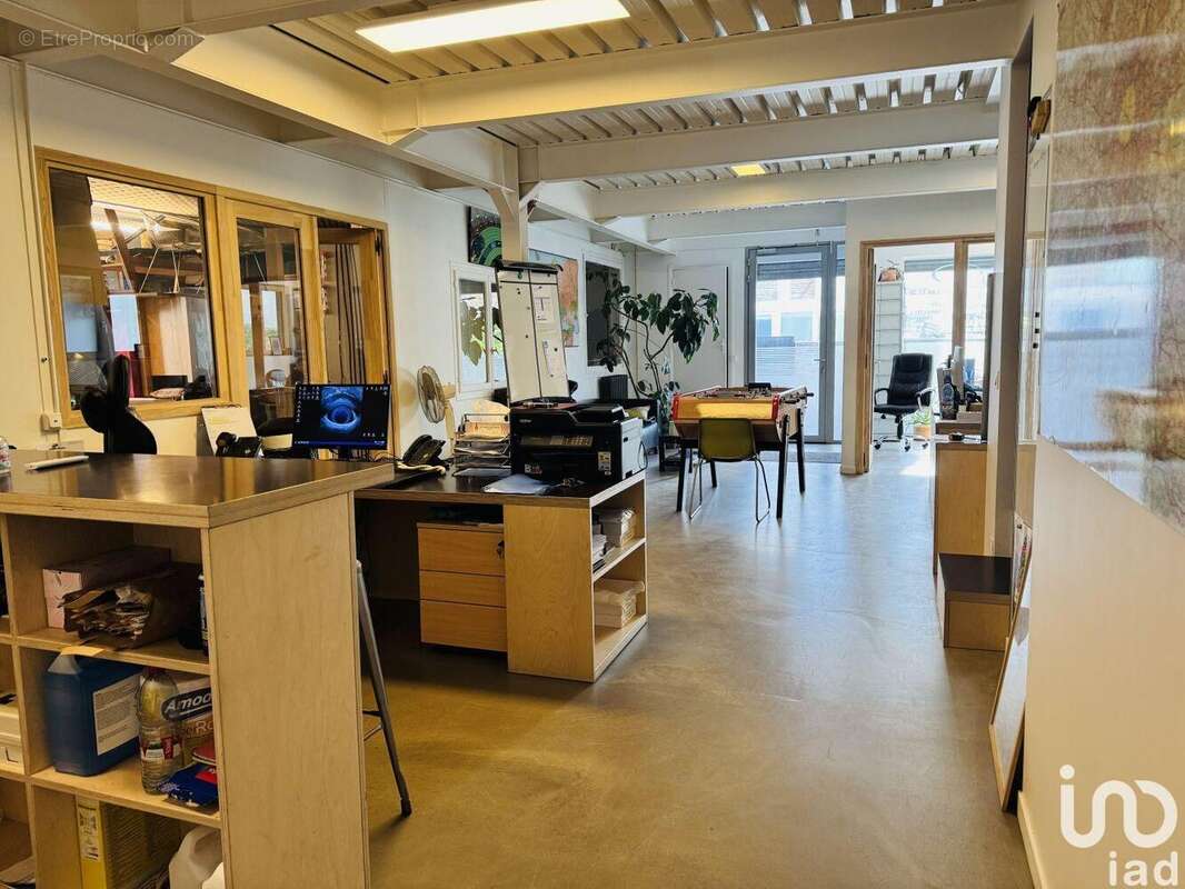 Photo 2 - Commerce à MONTREUIL