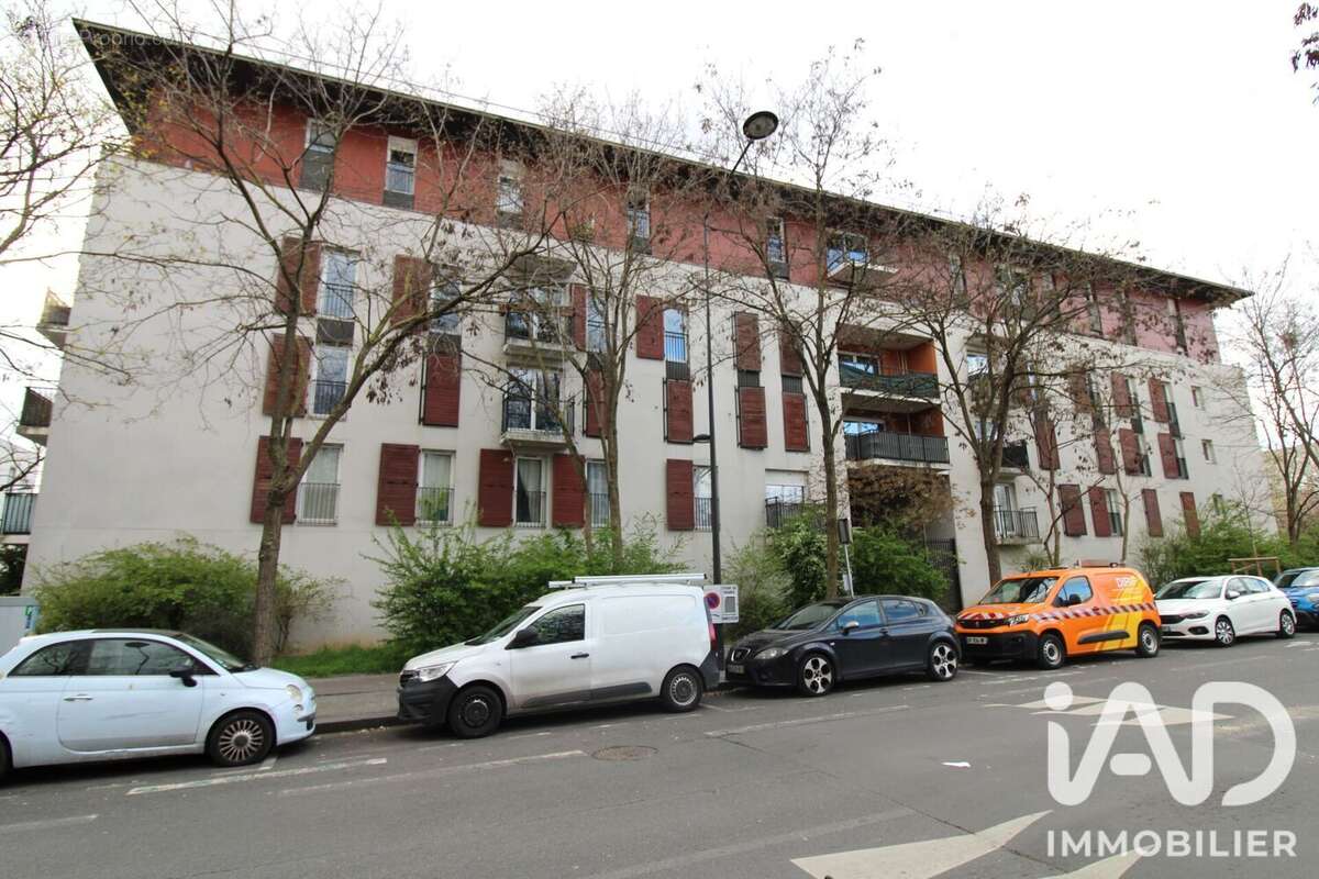 Photo 2 - Appartement à SAINT-DENIS