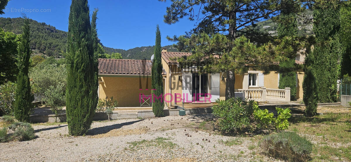 Maison à FONTAINE-DE-VAUCLUSE