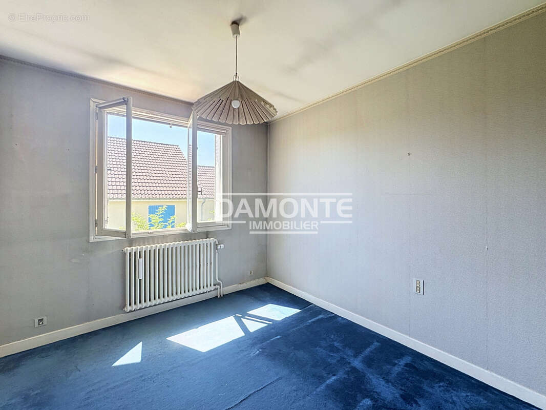 Saint andre les vergers - maison 4 chambres - photo 8