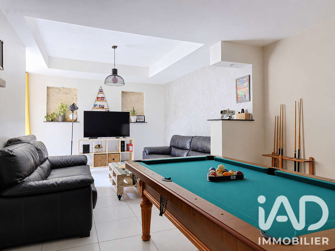 Maison 162 m² à Chambornay-Les-Pin  - photo 5