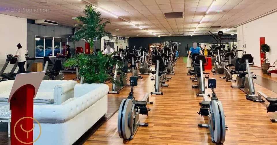 Commerce à ROMILLY-SUR-SEINE