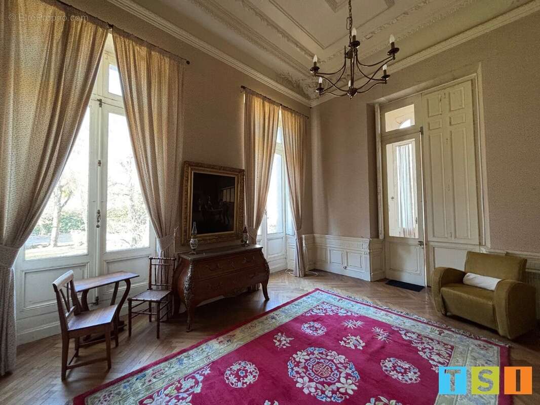 Appartement à BAGNERES-DE-LUCHON