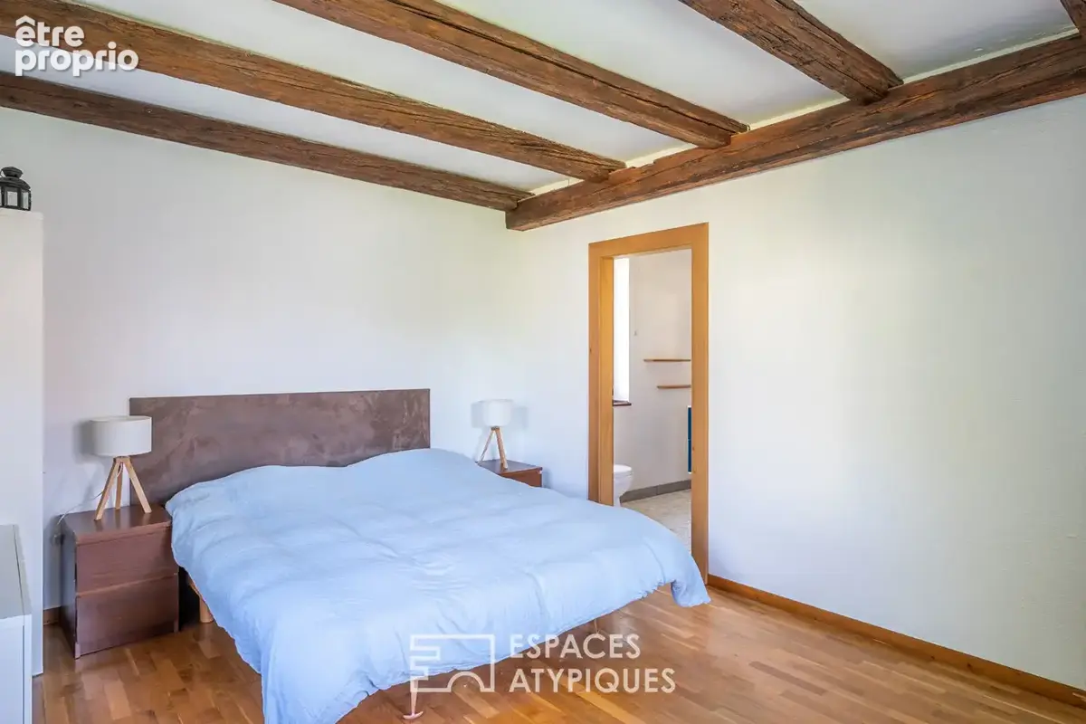 Maison de caractère avec piscine et jardin arboré - photo 12