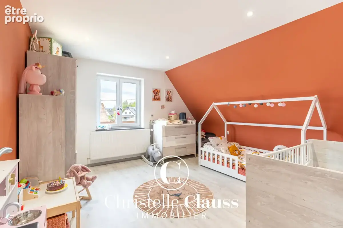 Maison familiale rénovée de 140 m² sur plus de 10 ares de terrain - photo 8