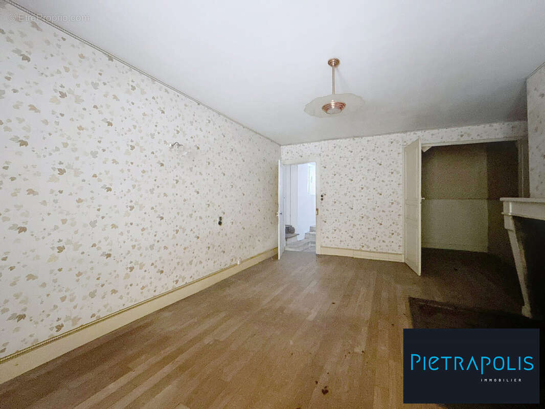 Maison à ARC-EN-BARROIS