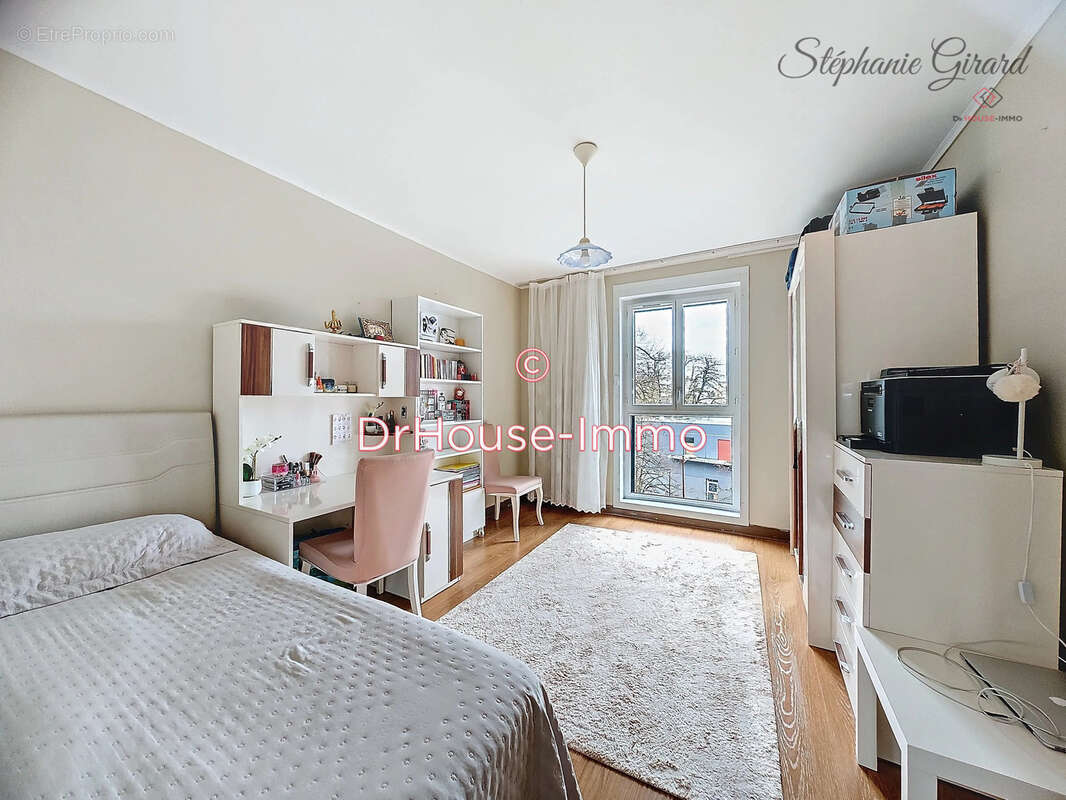 Appartement 91 m² à Saint-Jean-De-La-Ruelle  - photo 67