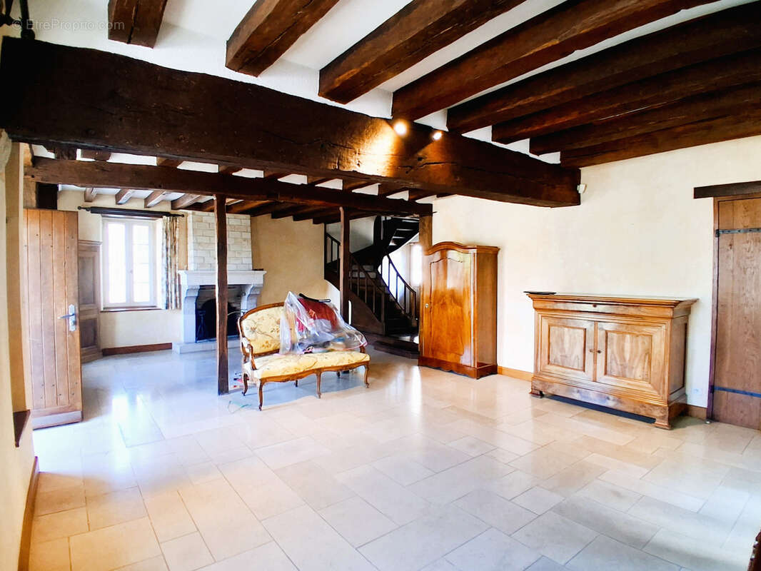 Maisons de bourg avec cachet et dépendances - photo 8