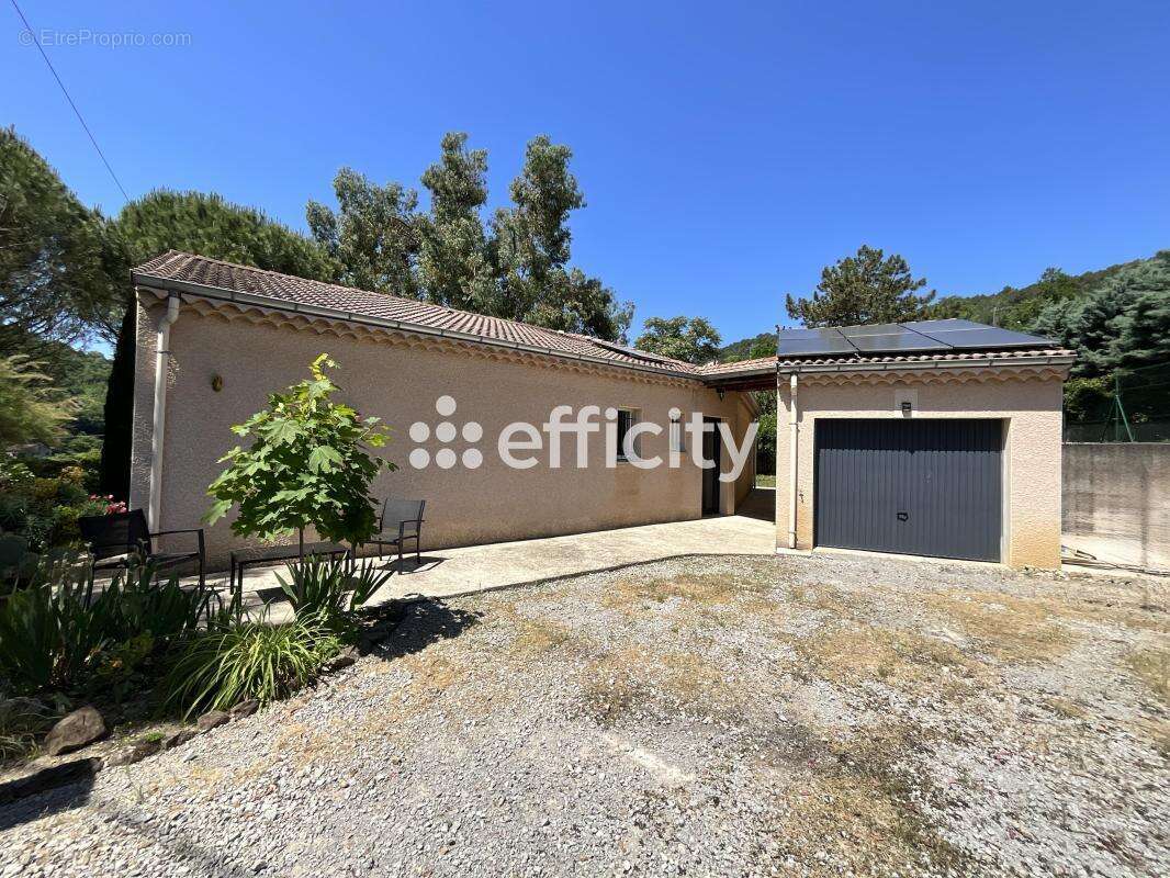Maison à PRIVAS