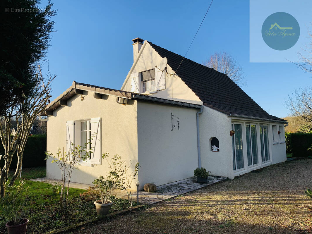 Maison à CHEROY