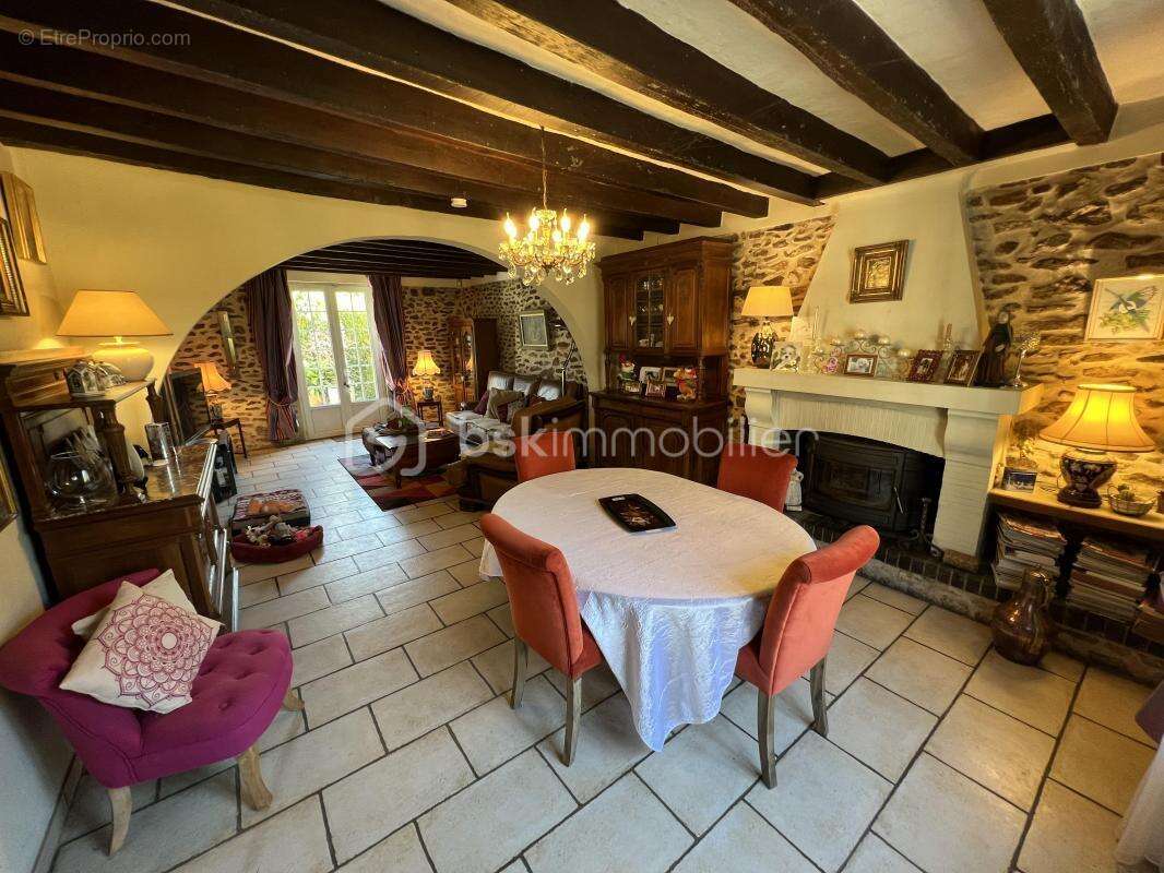 Maison à CHOISY-EN-BRIE