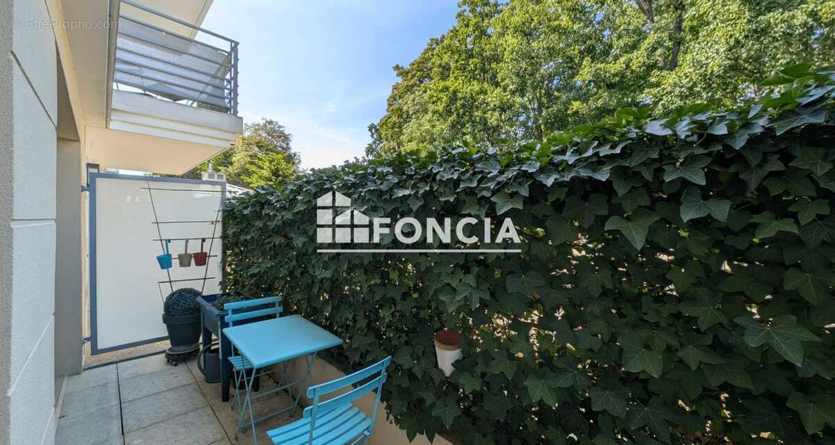 Appartement à CHILLY-MAZARIN