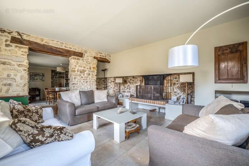 Maison à LOUVECIENNES